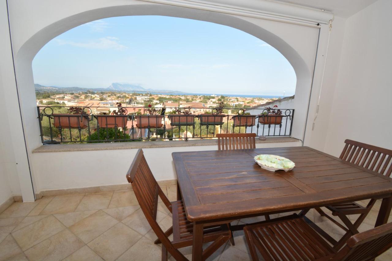 Citai Con Splendida Vista Mare Appartement San Teodoro  Buitenkant foto
